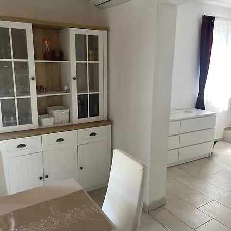 House Neda Apartament Murter