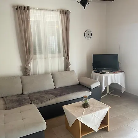 House Neda 아파트 *