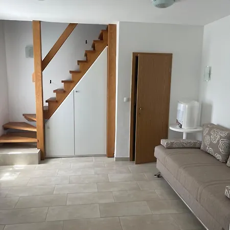 House Neda Apartament Murter